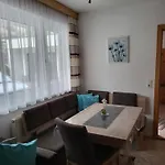 Haus Daniel * Нойштифт-им-Штубайталь