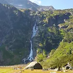 Haus Daniel Апартаменты Нойштифт-им-Штубайталь