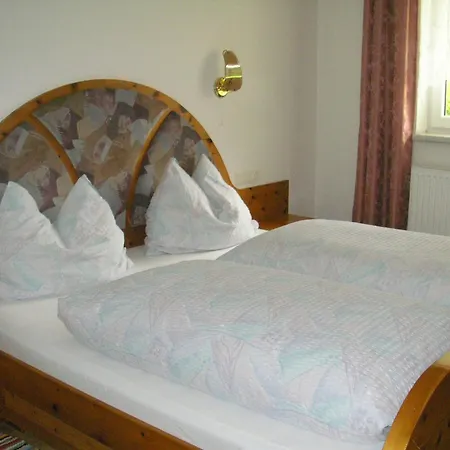 Haus Daniel ניוסטיפט אים סטובאיטל