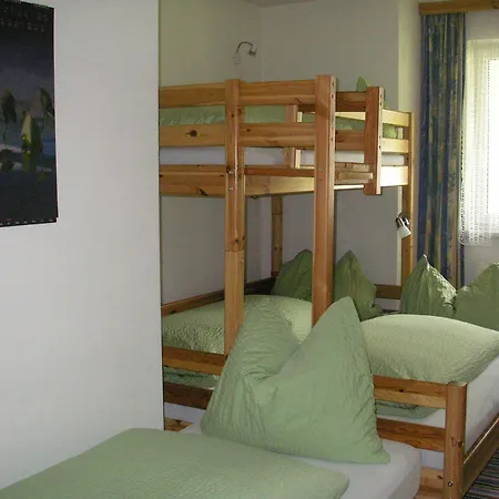 Haus Daniel ניוסטיפט אים סטובאיטל